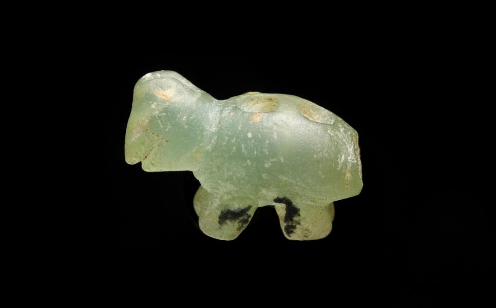 Colgante zoomorfo de piedra