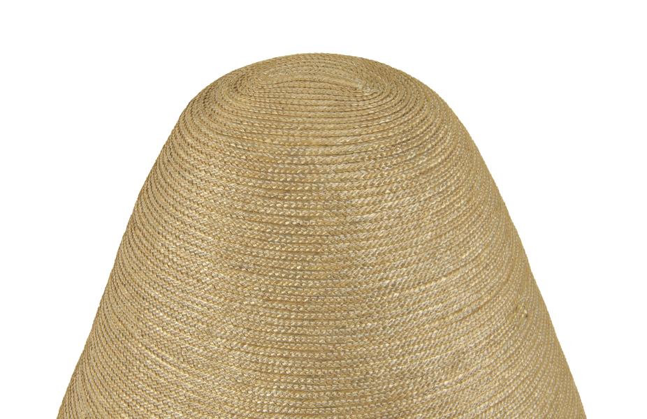Detalle de la copa de bonete maulino de ala corta en paja teatina trenzada, teñido con elementos vegetales